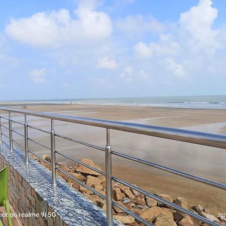 Silver Sand Eco Resort !! Beachfront !! With Biggest Pool And Huge Open Area !! Ideal For Weddings !! Couple Friendly !! Mandarmani Exteriér fotografie