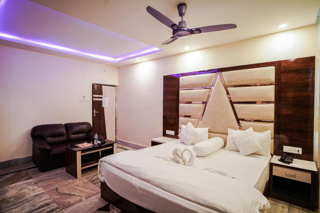 Silver Sand Eco Resort !! Beachfront !! With Biggest Pool And Huge Open Area !! Ideal For Weddings !! Couple Friendly !! Mandarmani Exteriér fotografie