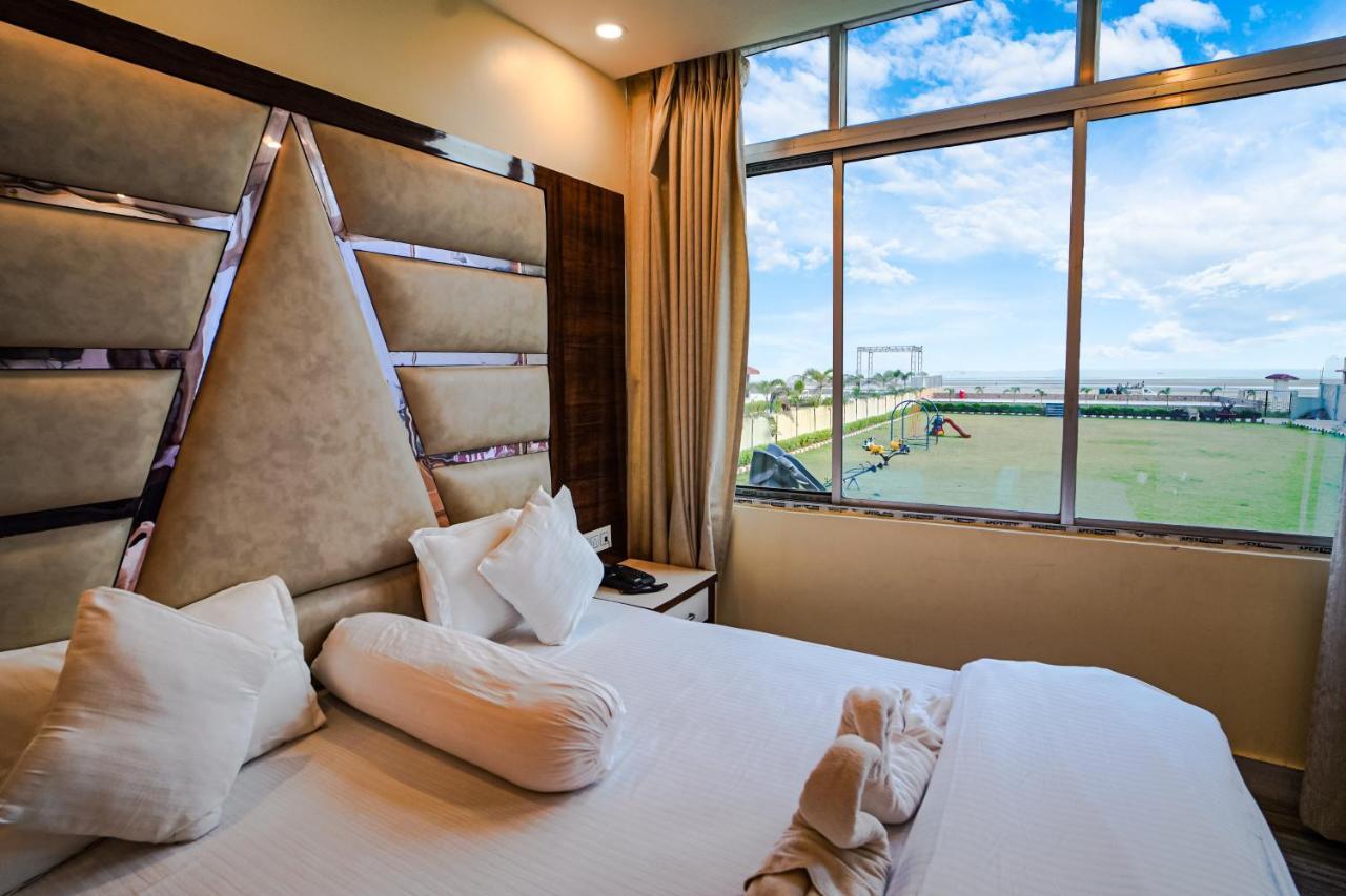 Silver Sand Eco Resort !! Beachfront !! With Biggest Pool And Huge Open Area !! Ideal For Weddings !! Couple Friendly !! Mandarmani Exteriér fotografie