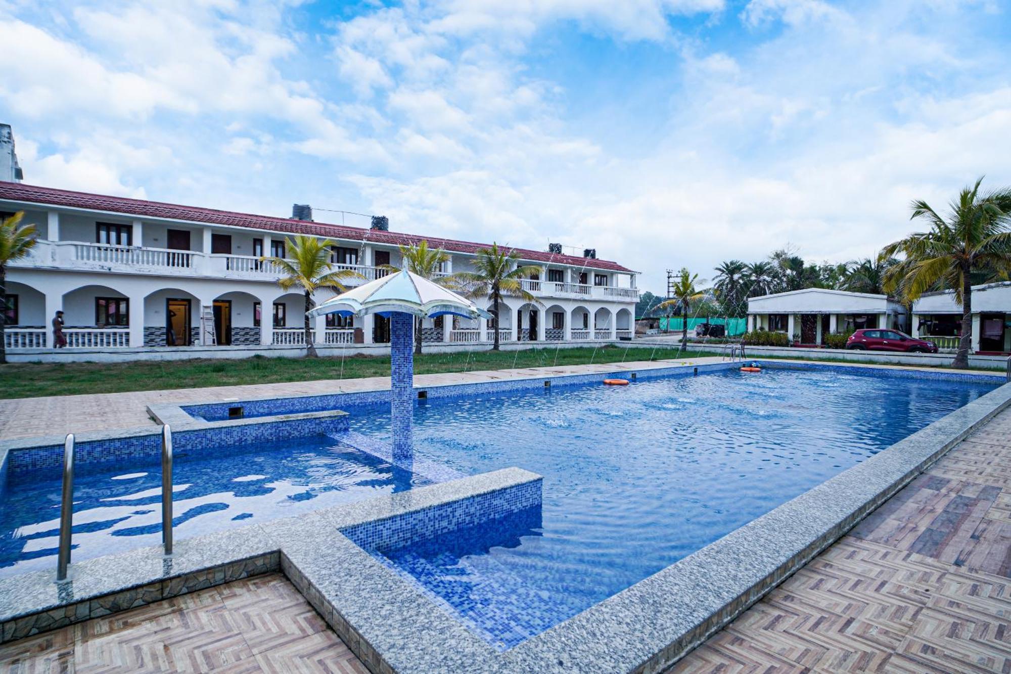 Silver Sand Eco Resort !! Beachfront !! With Biggest Pool And Huge Open Area !! Ideal For Weddings !! Couple Friendly !! Mandarmani Exteriér fotografie