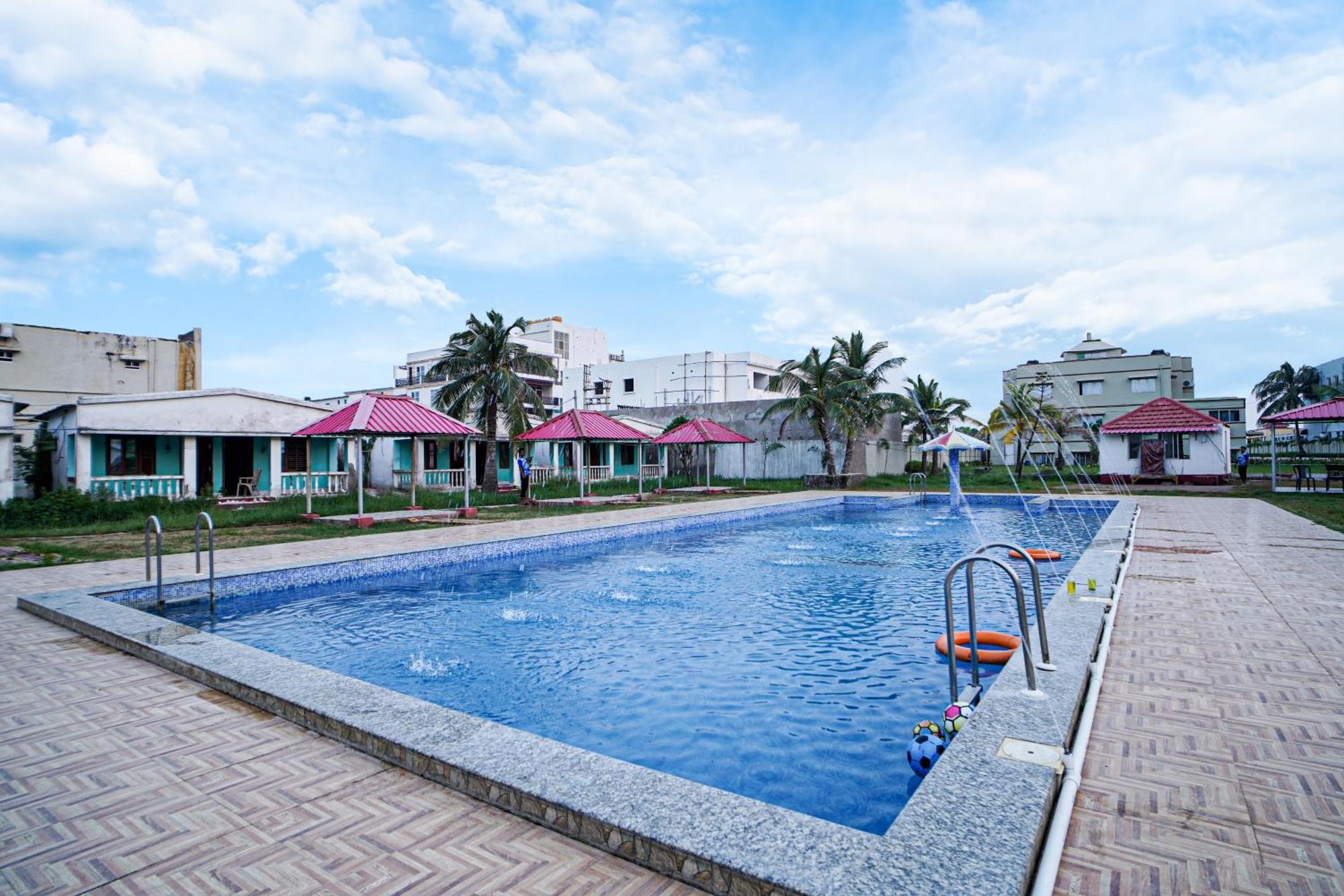 Silver Sand Eco Resort !! Beachfront !! With Biggest Pool And Huge Open Area !! Ideal For Weddings !! Couple Friendly !! Mandarmani Exteriér fotografie