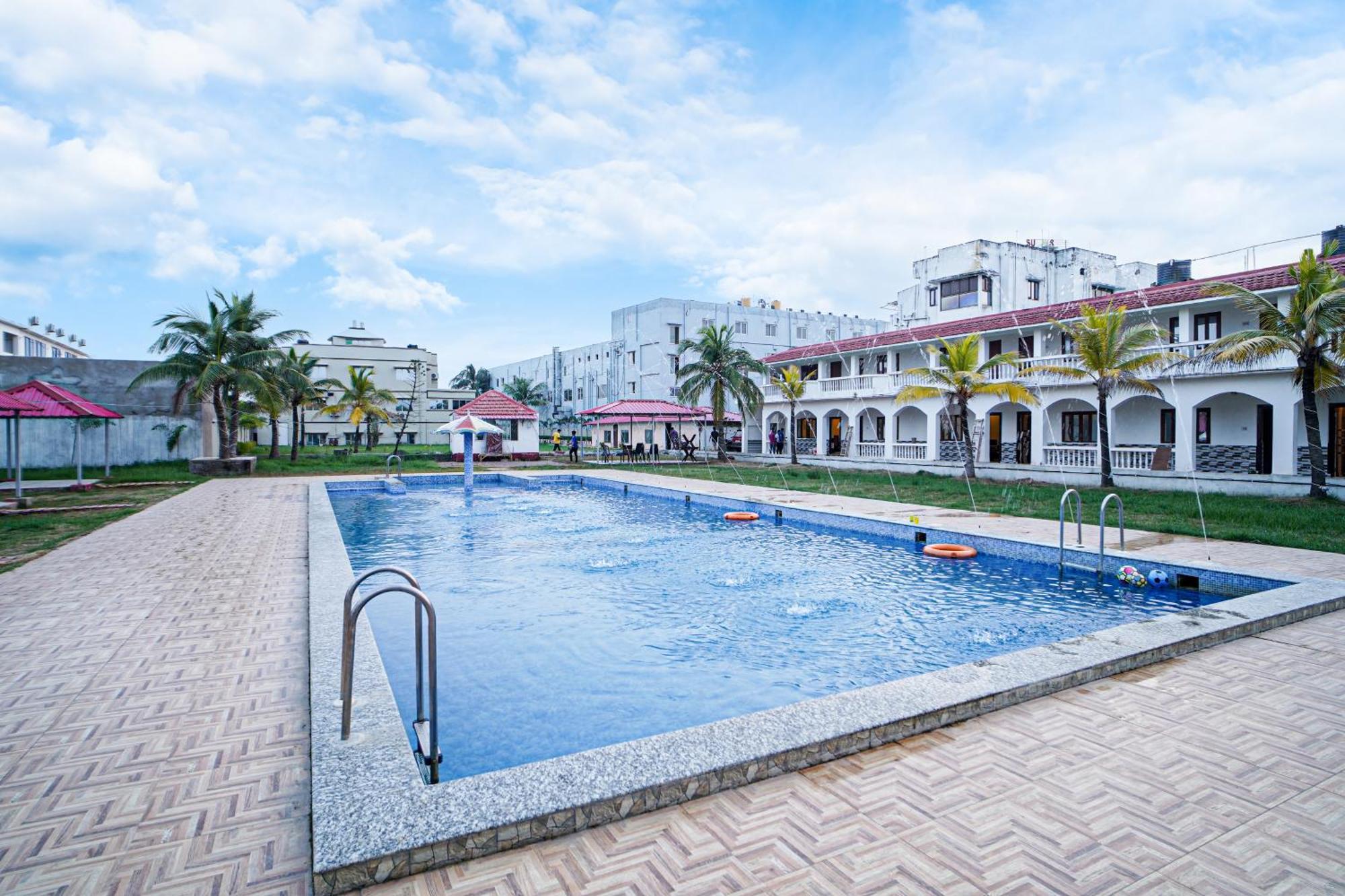 Silver Sand Eco Resort !! Beachfront !! With Biggest Pool And Huge Open Area !! Ideal For Weddings !! Couple Friendly !! Mandarmani Exteriér fotografie